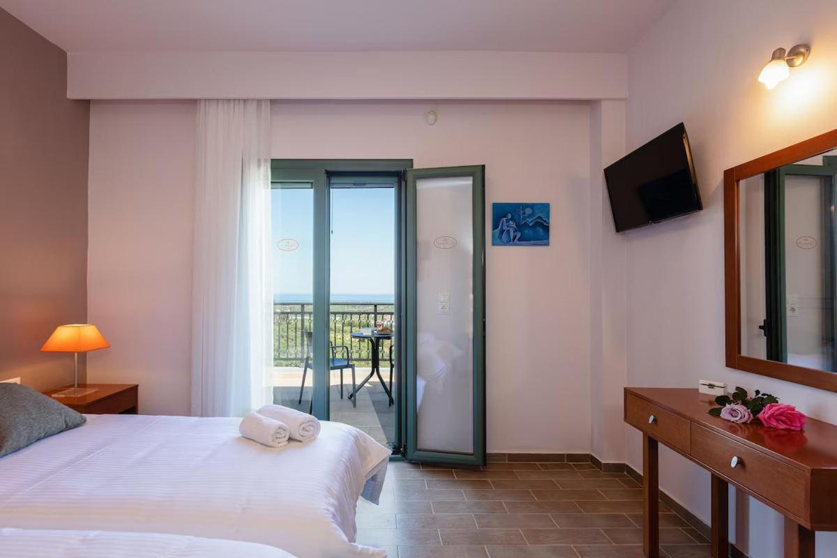 Villa Kyveli Loutra  Ngoại thất bức ảnh
